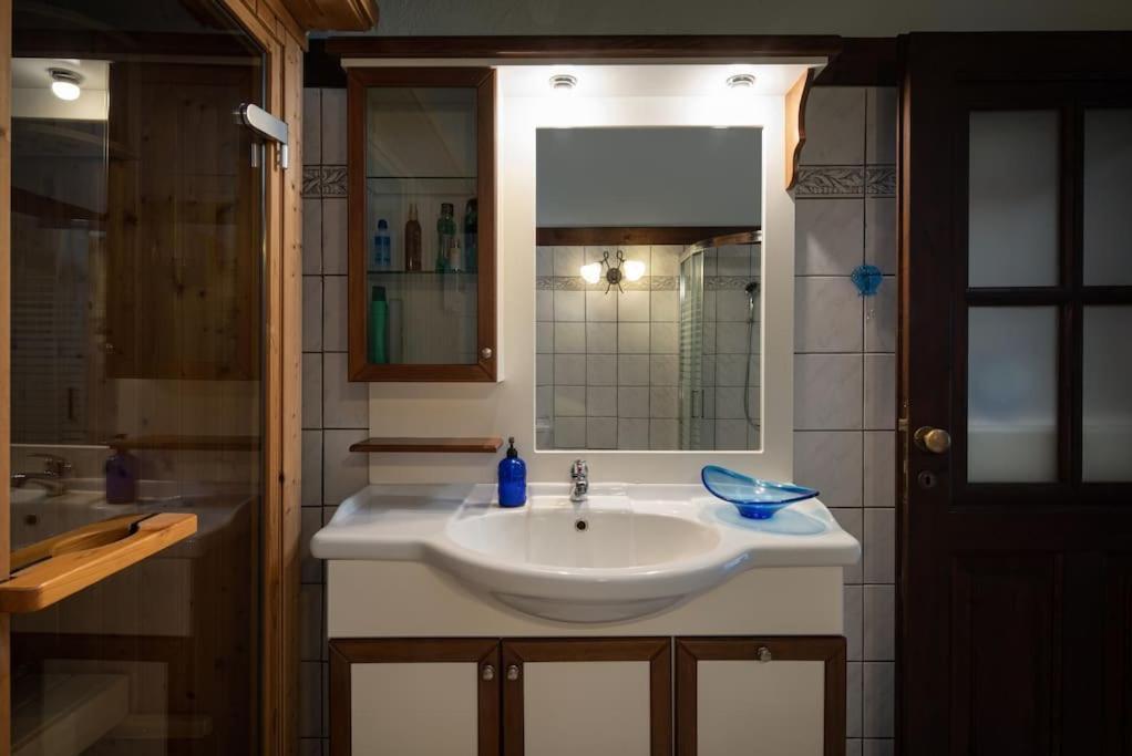 Traditionelles Appartement Athos Shadow Am Meer Paralia Sikias 外观 照片